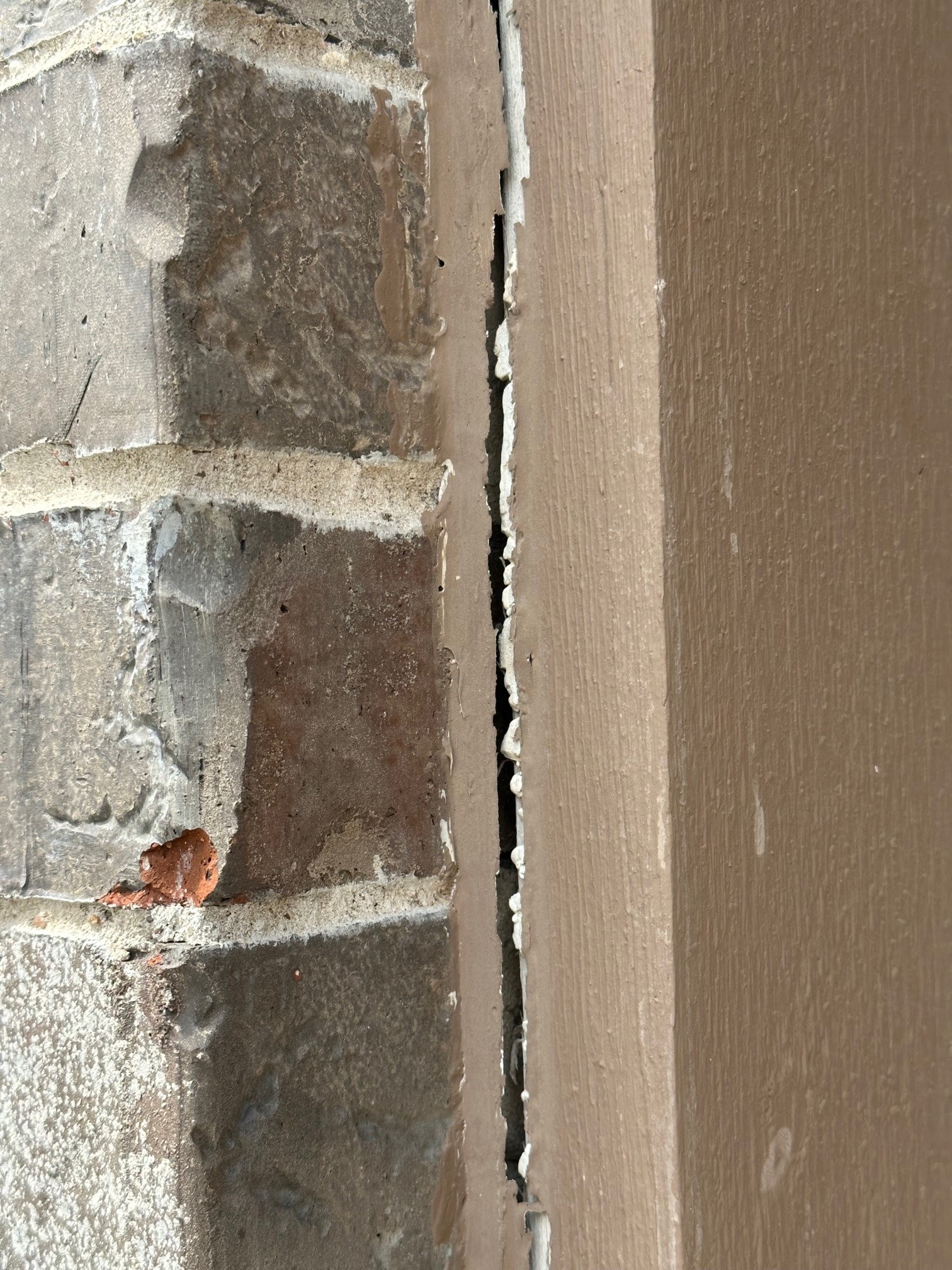 Window separation caused by foundation movement